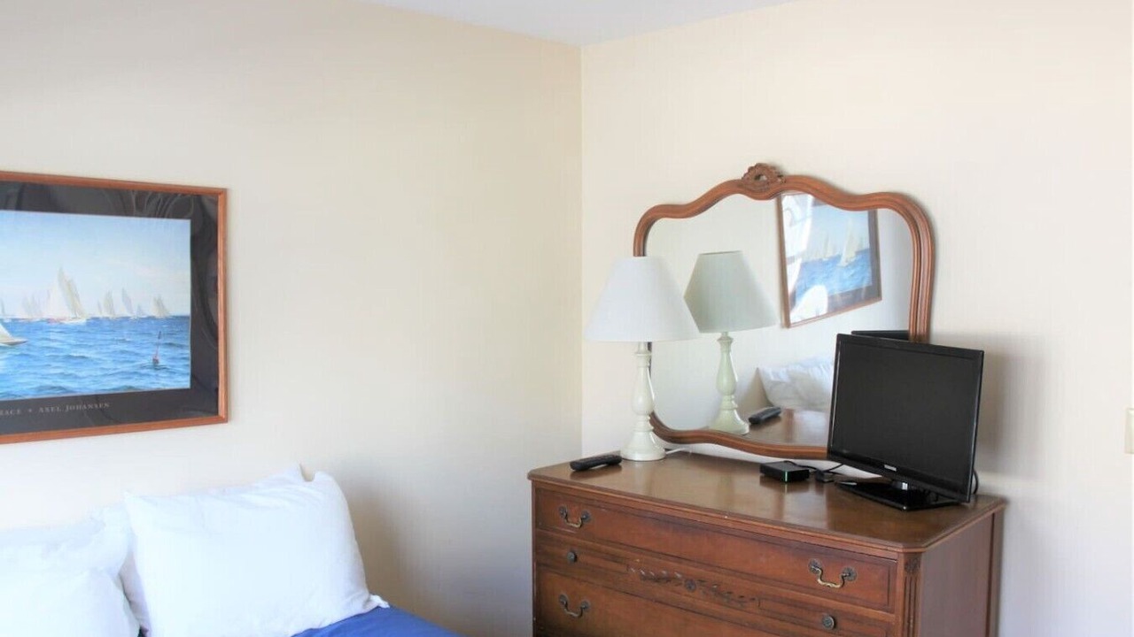 Photo of Bedroom in Old Lyme