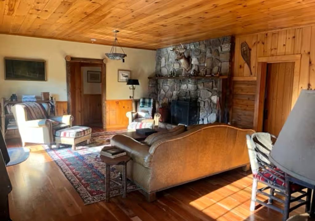 Photo of Livingroom in Vermontville