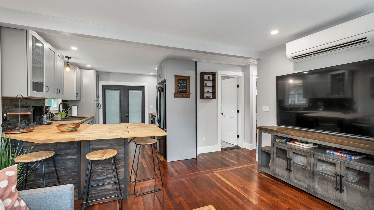 Photo of Livingroom in Kittery