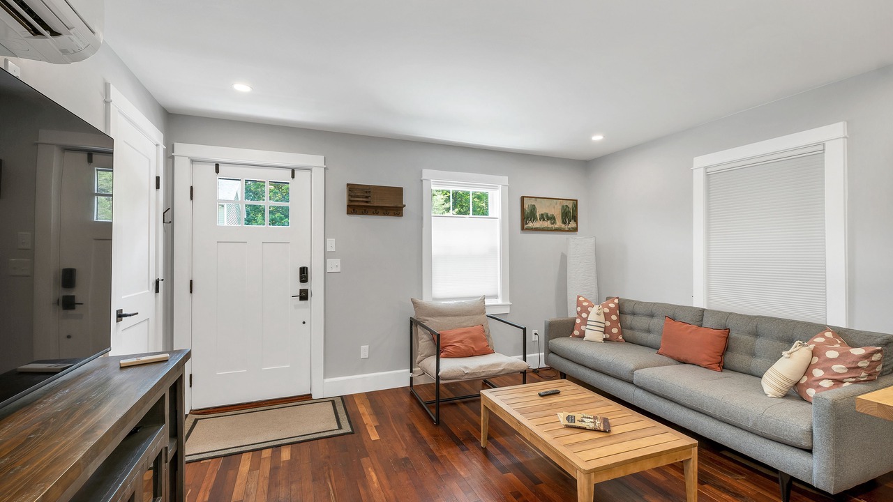 Photo of Livingroom in Kittery
