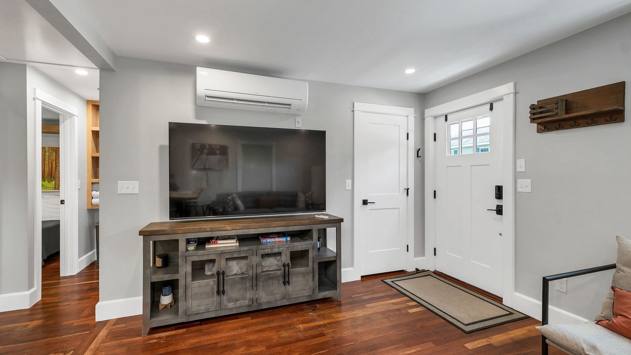 Photo of Livingroom in Kittery