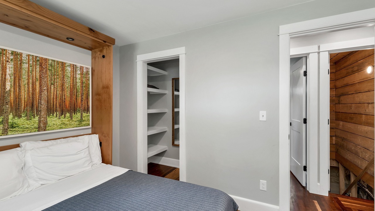 Photo of Bedroom in Kittery