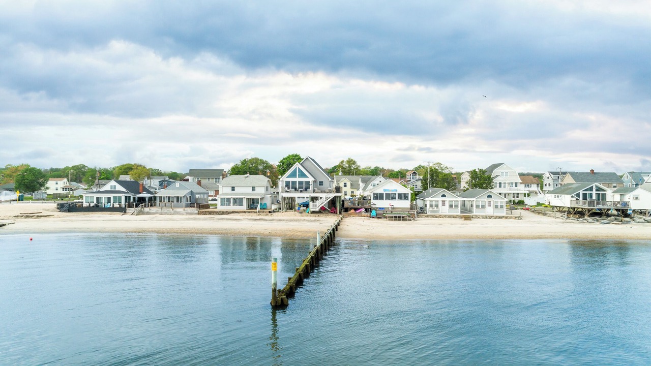 Photo of Others in Saybrook Manor