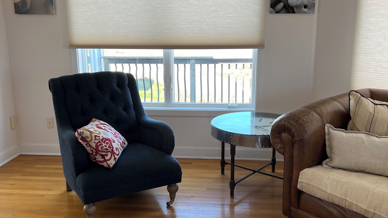 Photo of Livingroom in Saybrook Manor