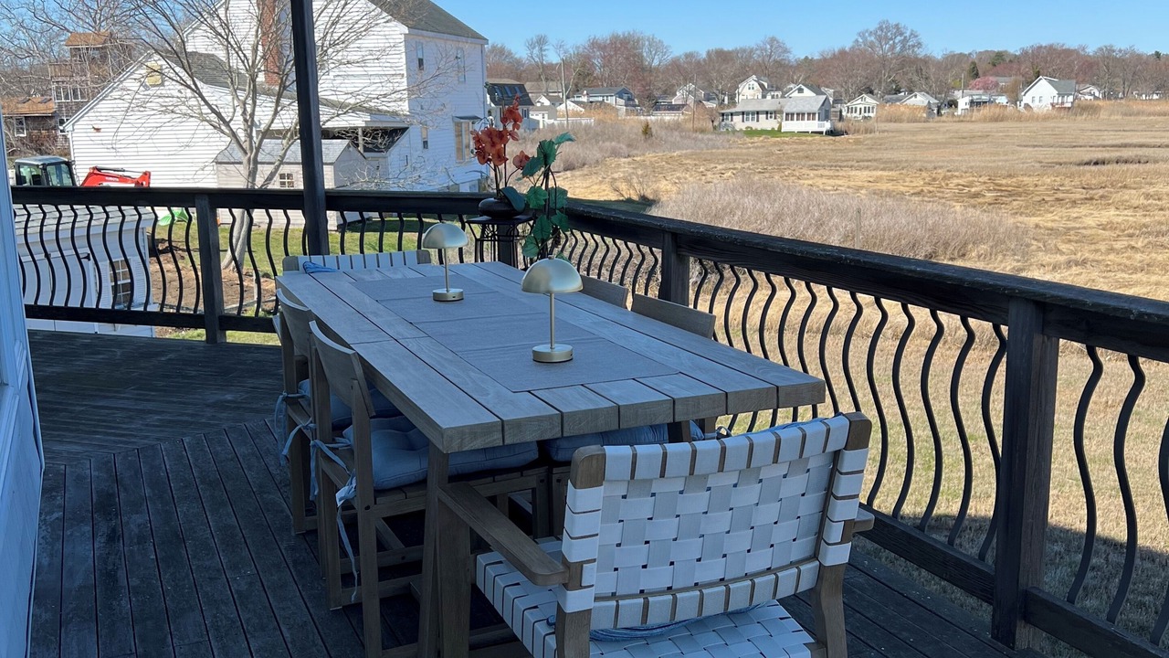 Photo of Outdoor in Saybrook Manor