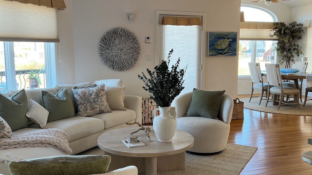 Photo of Livingroom in Saybrook Manor