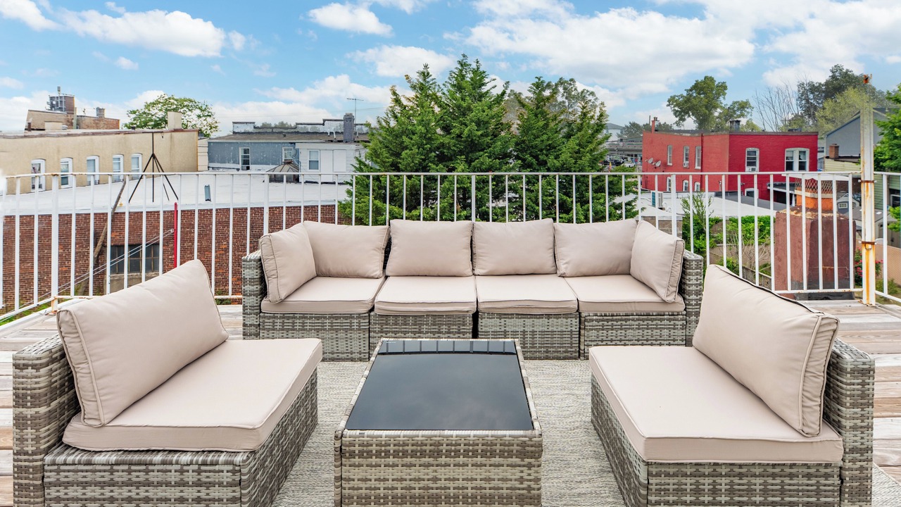 Photo of Patio Balcony in Guttenberg