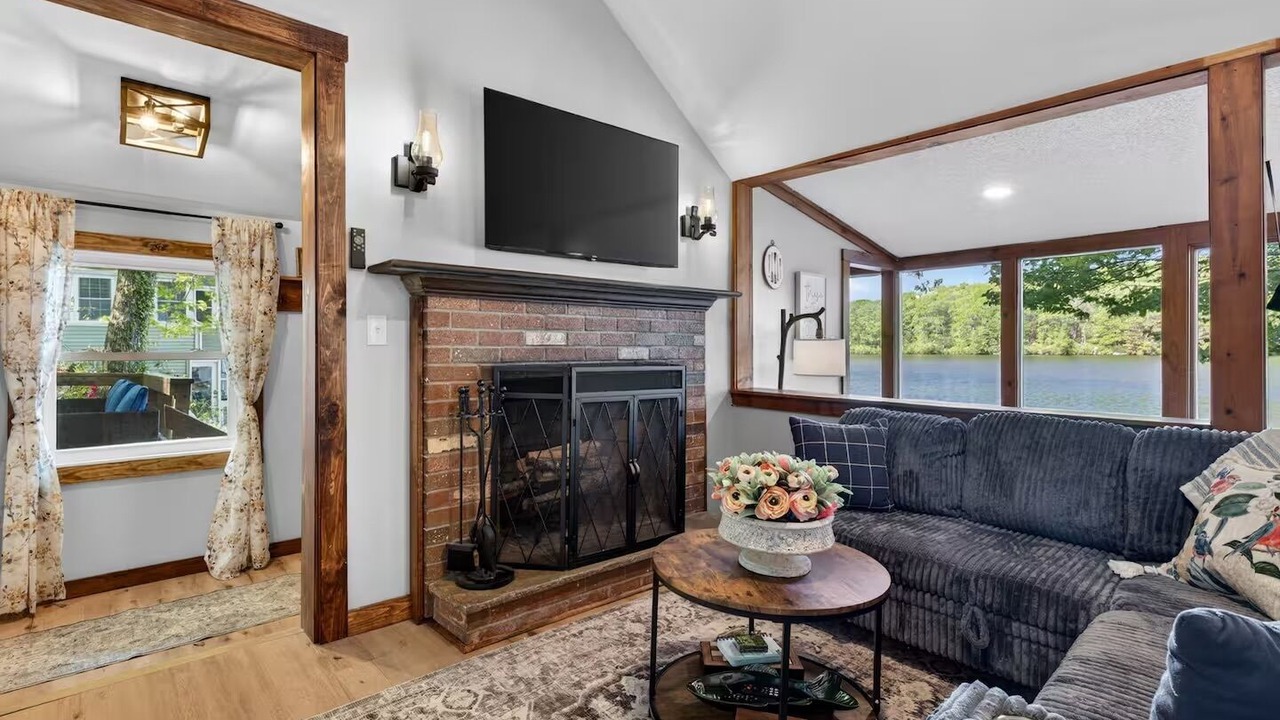 Photo of Livingroom in Colchester