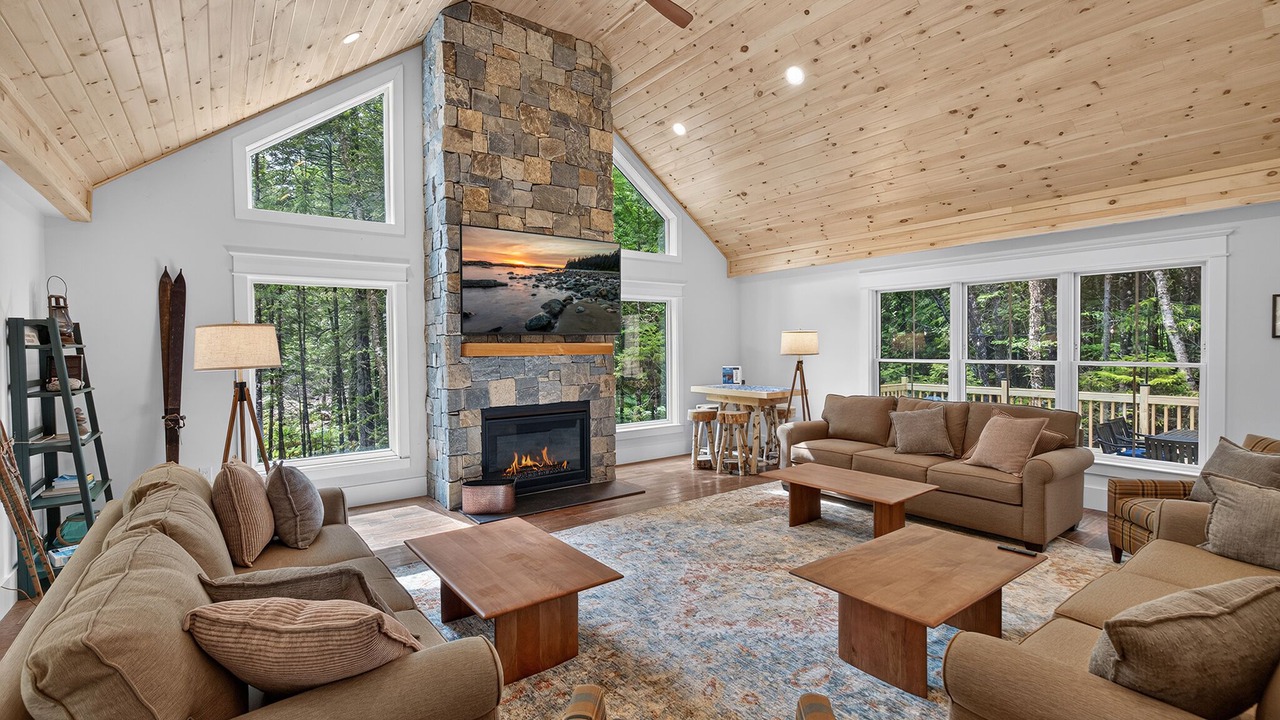 Photo of Livingroom in Seal Harbor