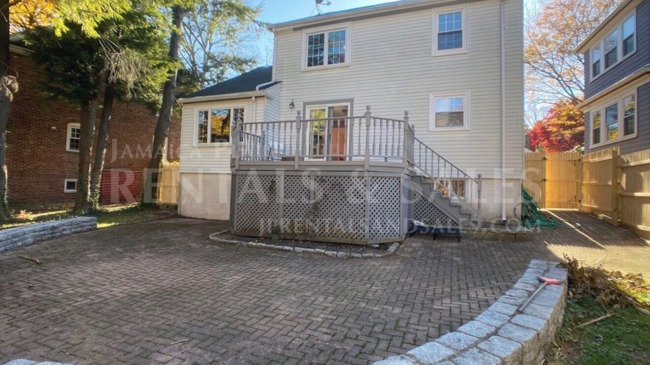 Photo of Outdoor in Jamaica Hills - Pond