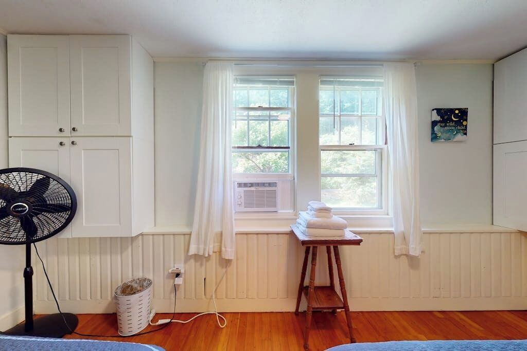 Photo of Bedroom in Manchester-by-the-Sea