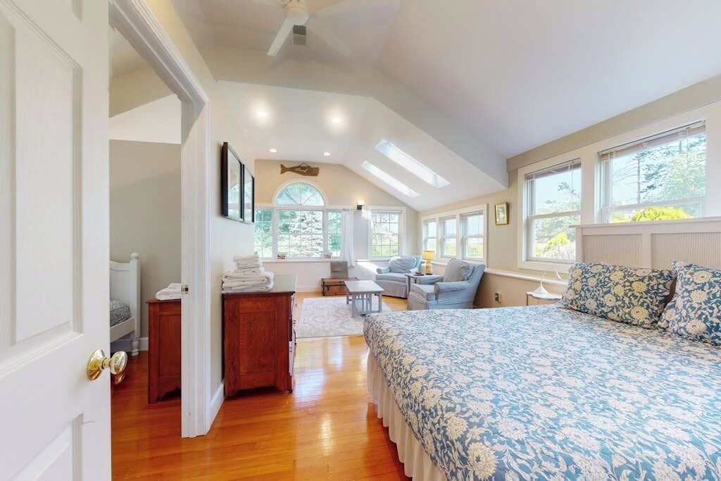 Photo of Bedroom in Manchester-by-the-Sea