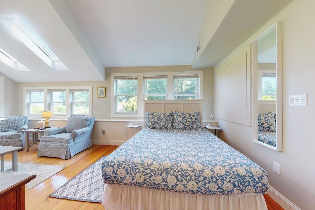 Photo of Bedroom in Manchester-by-the-Sea