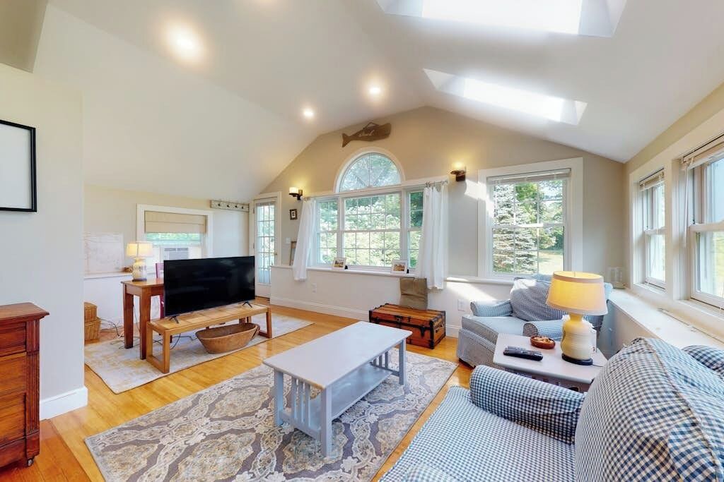 Photo of Livingroom in Manchester-by-the-Sea