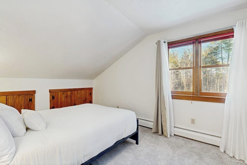 Photo of Bedroom in Center Conway