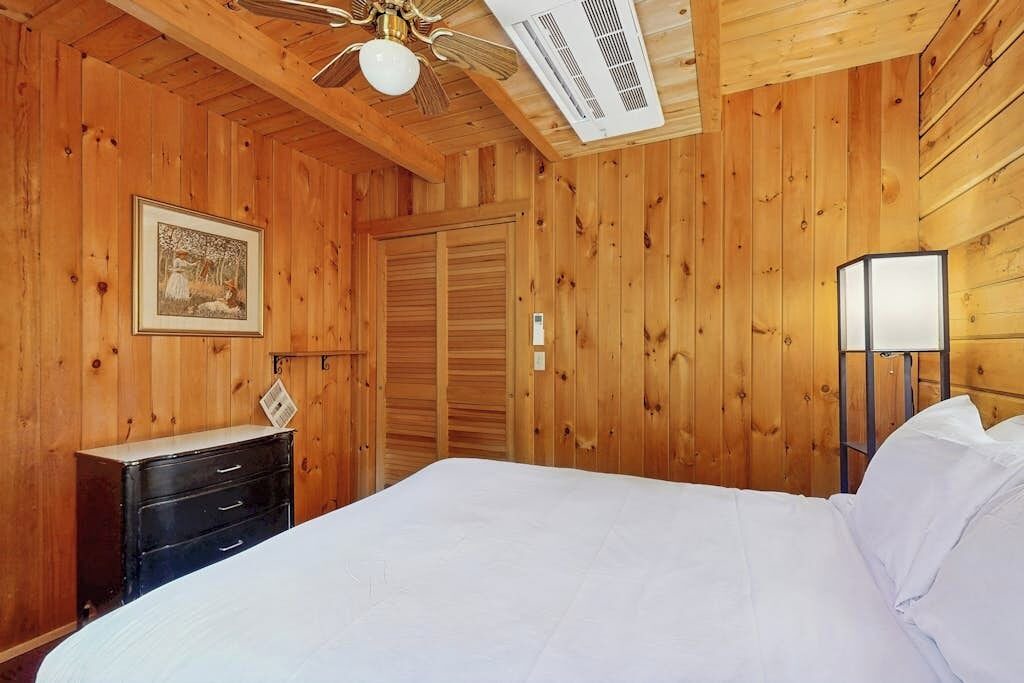 Photo of Bedroom in Easton