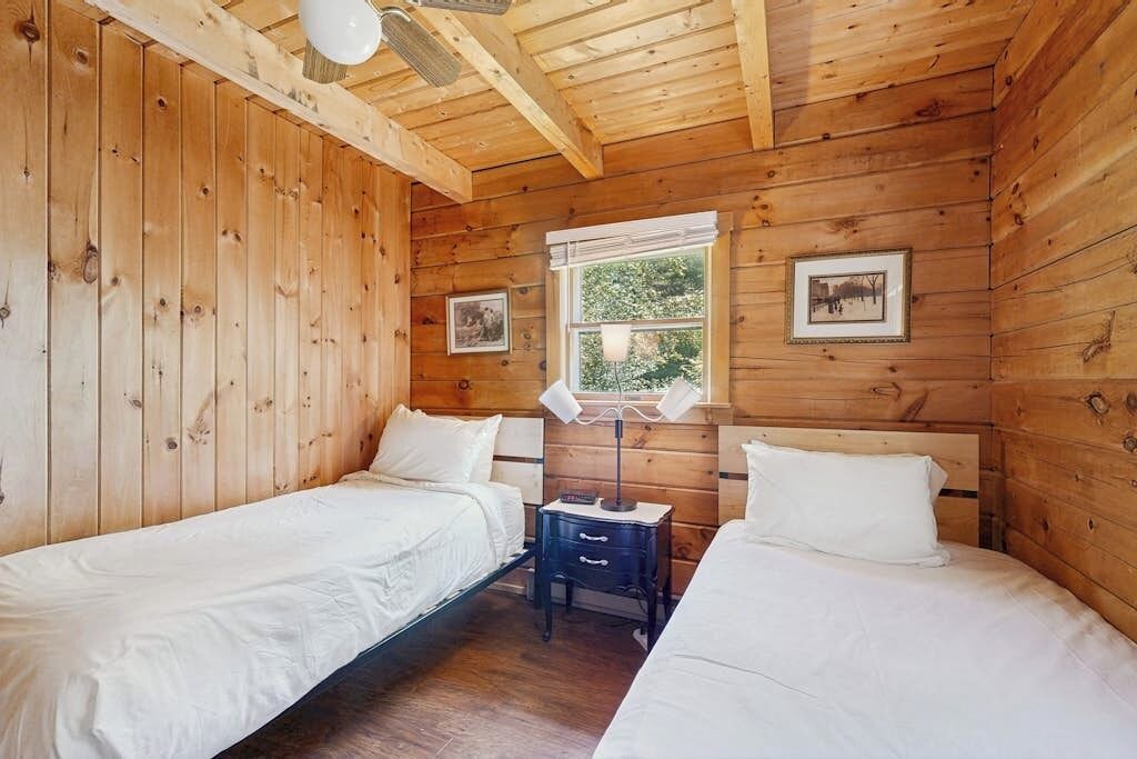 Photo of Bedroom in Easton