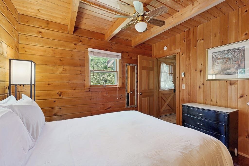 Photo of Bedroom in Easton