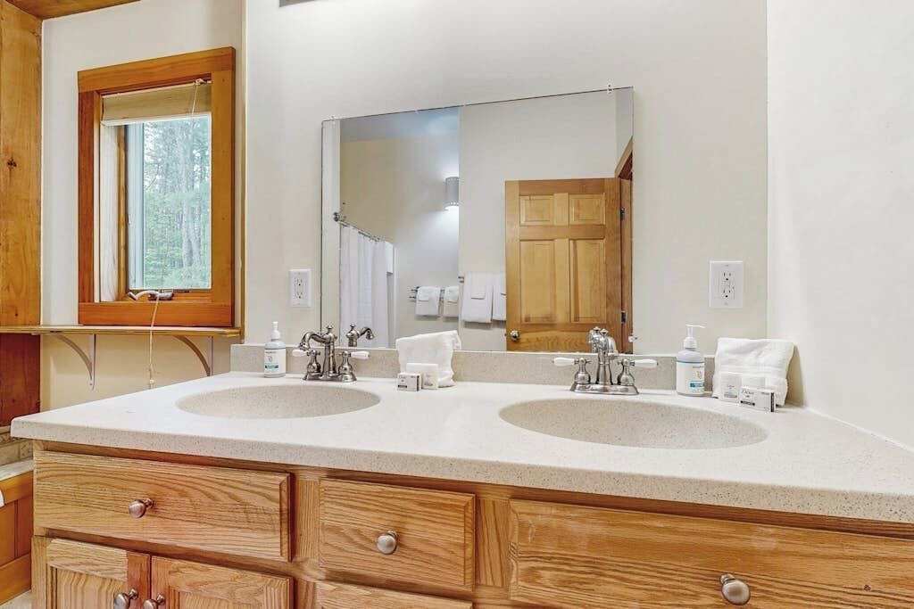 Photo of Bathroom in Freedom