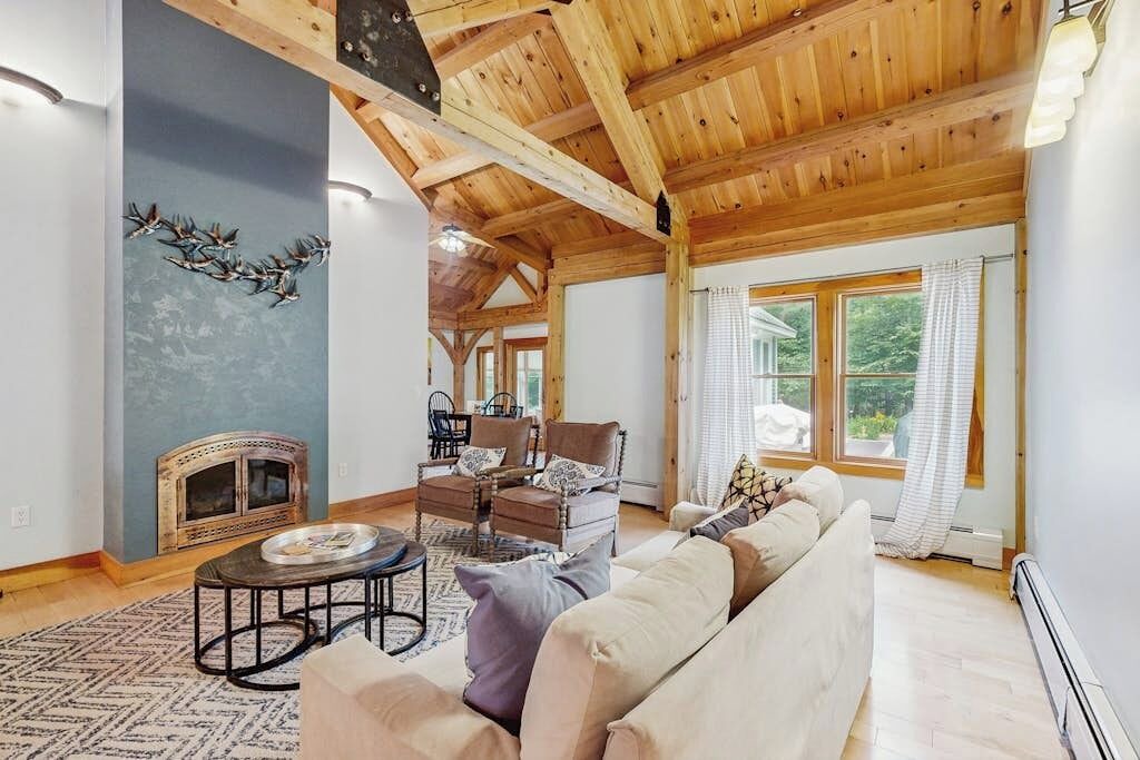 Photo of Livingroom in Freedom