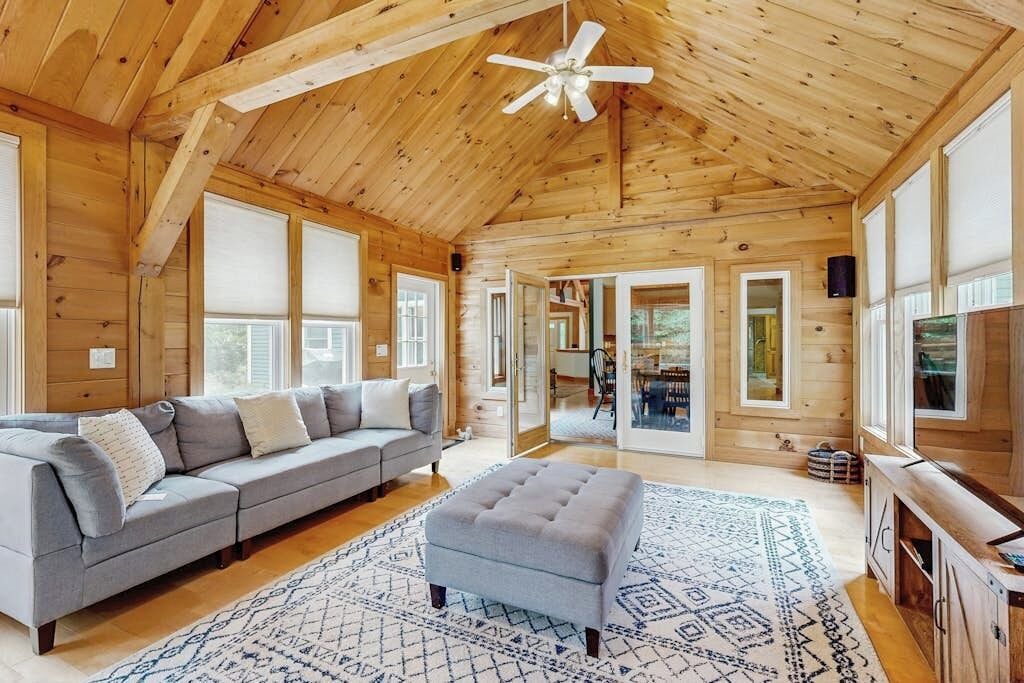 Photo of Livingroom in Freedom