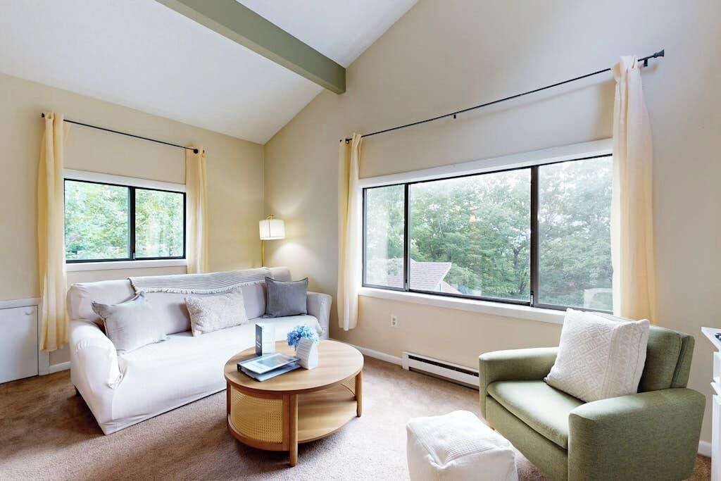 Photo of Livingroom in Campton