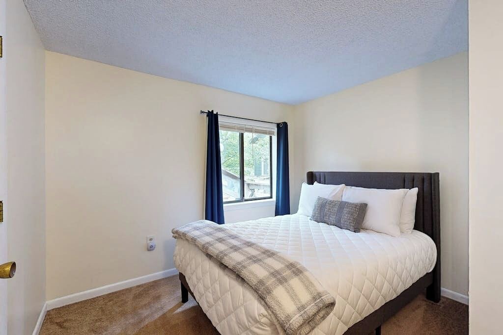 Photo of Bedroom in Campton