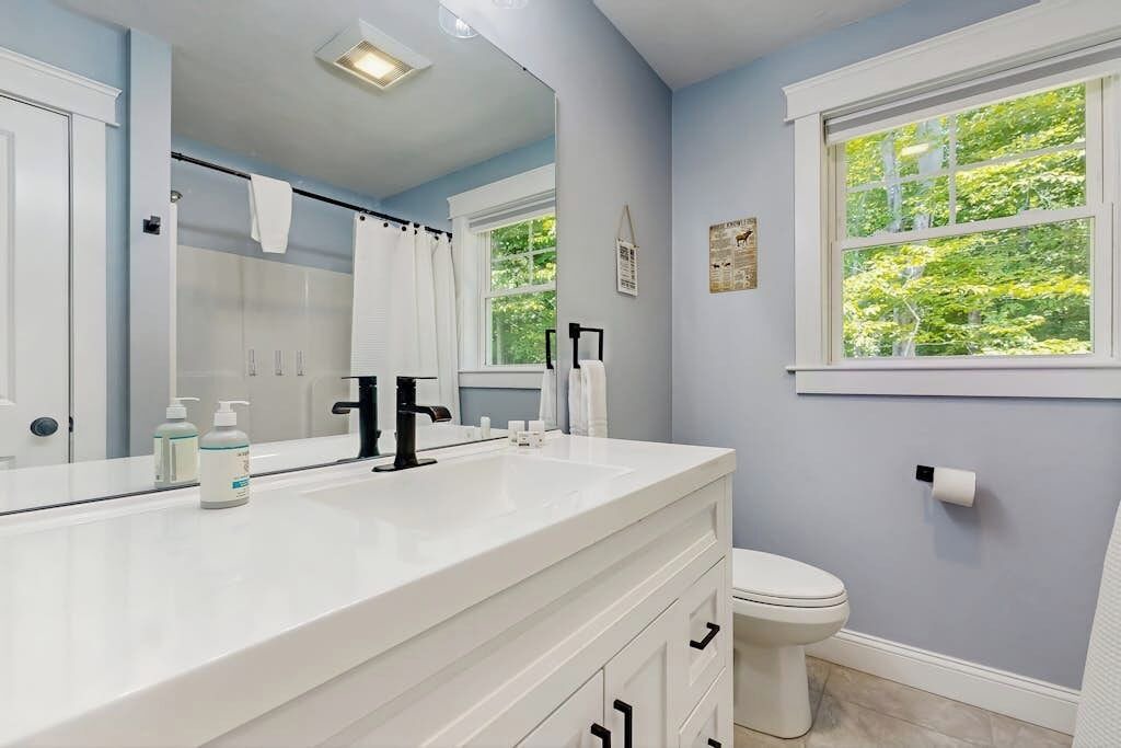 Photo of Bathroom in Intervale