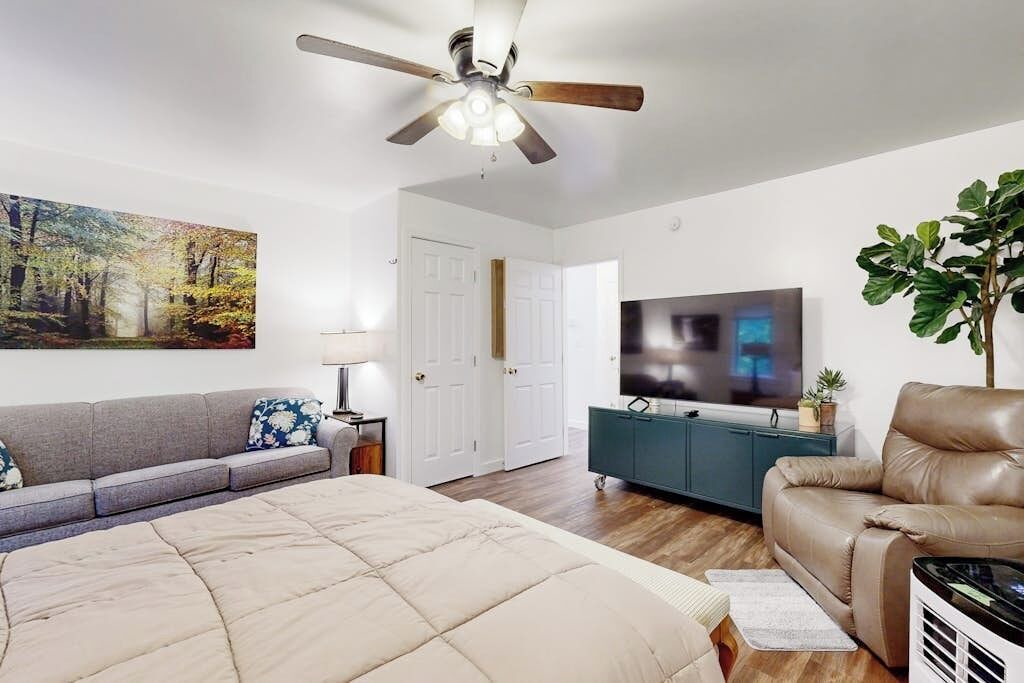 Photo of Bedroom in Birch Hill