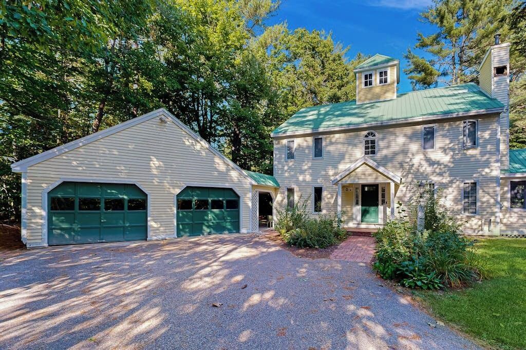Photo of Outdoor in Birch Hill