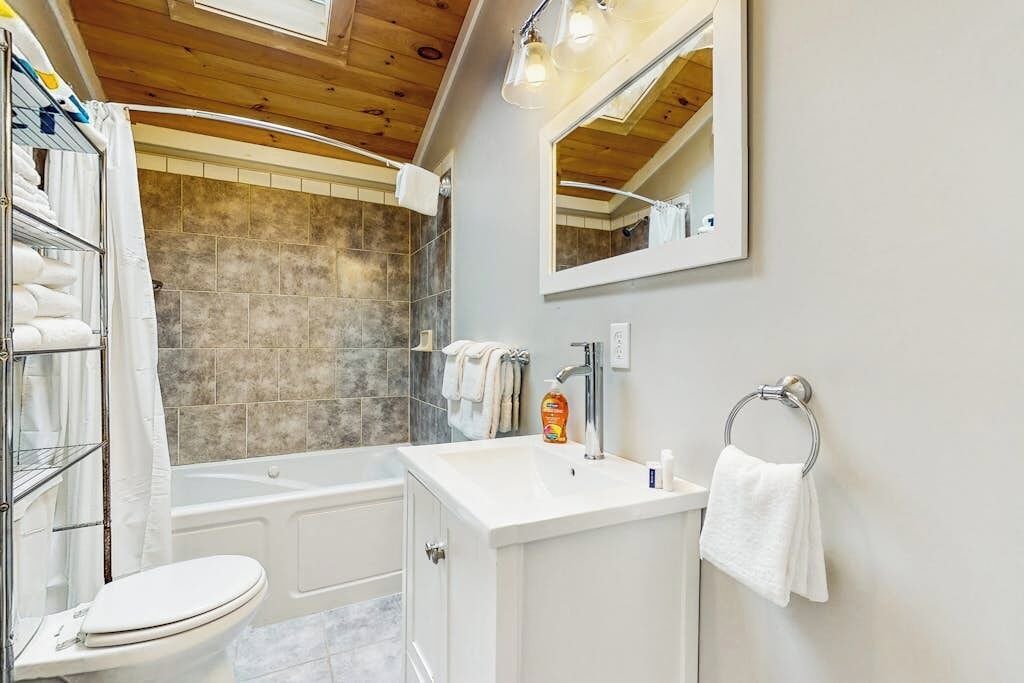Photo of Bathroom in Kennebunk