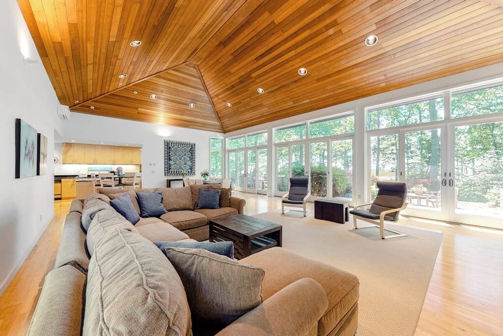 Photo of Livingroom in Kittery Point