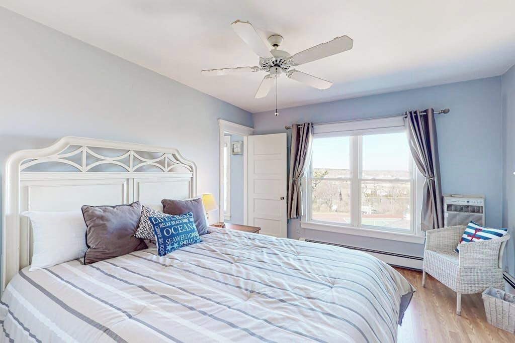 Photo of Bedroom in Ogunquit
