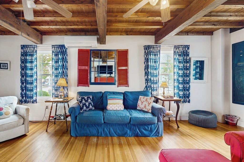 Photo of Livingroom in Ocean Park