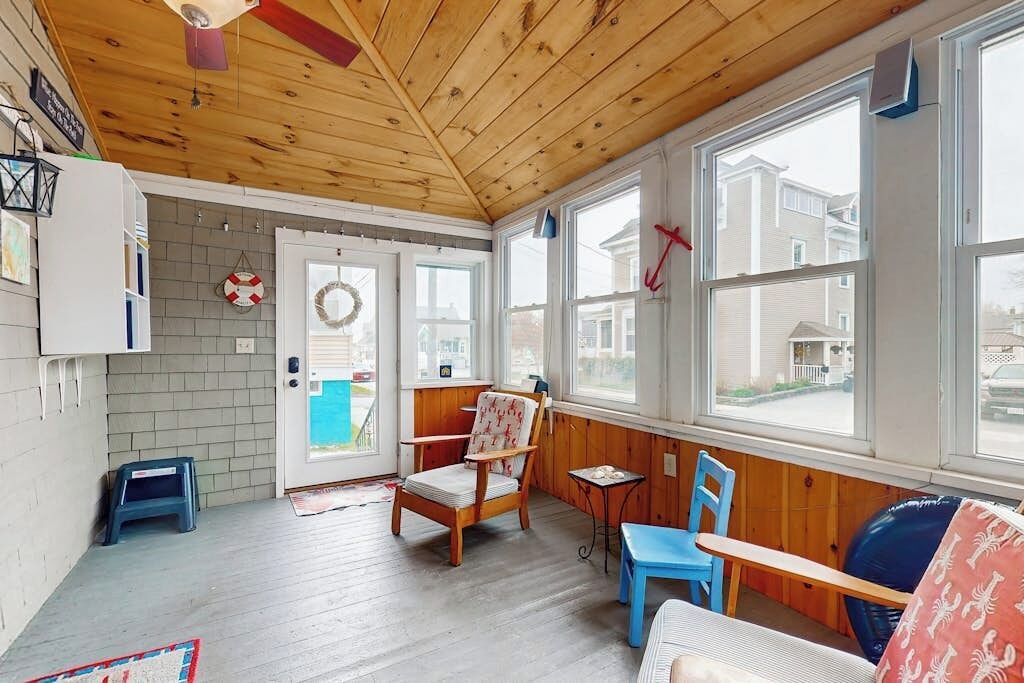 Photo of Livingroom in Ocean Park