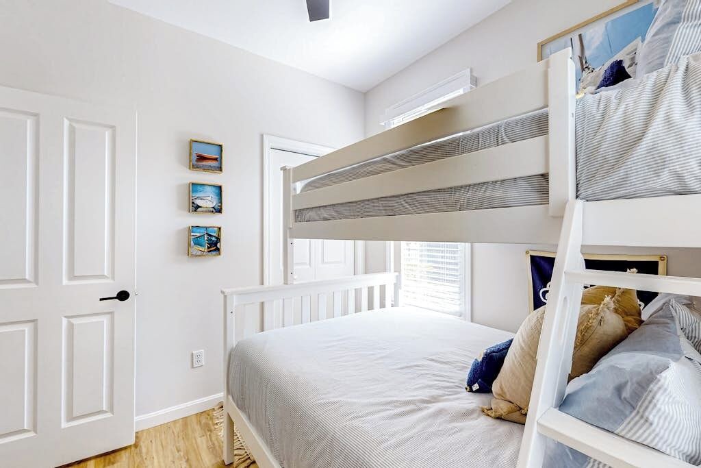 Photo of Bedroom in Summer Village