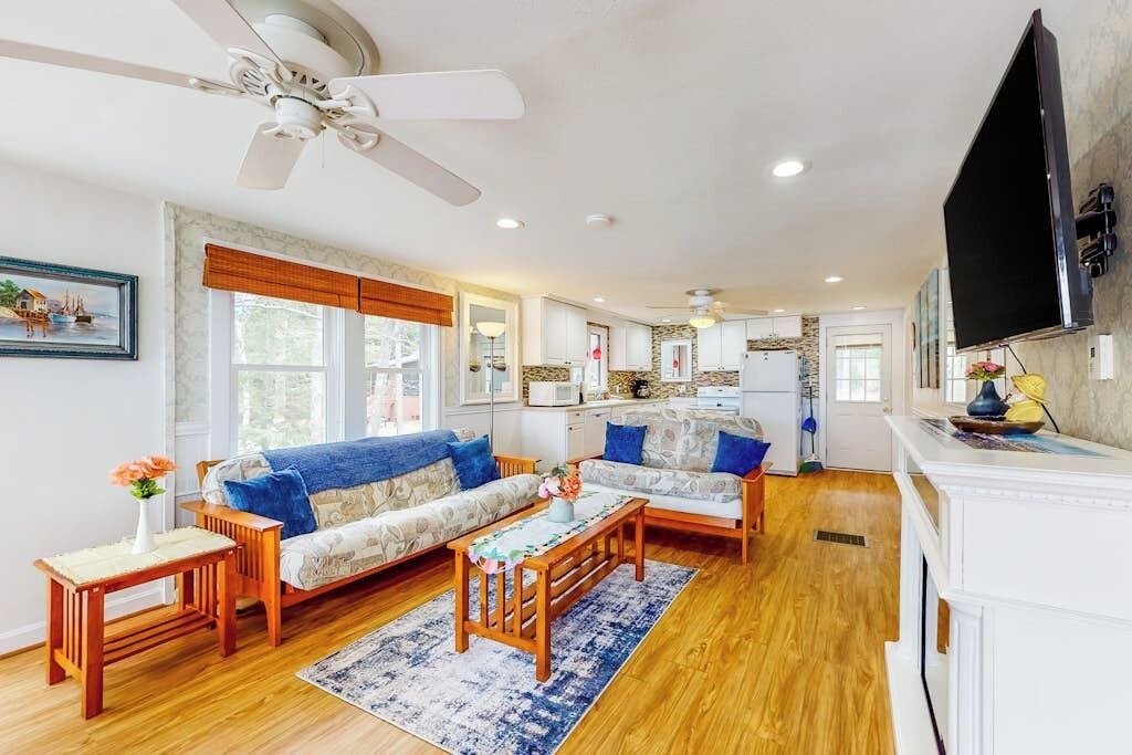 Photo of Livingroom in South Sanford