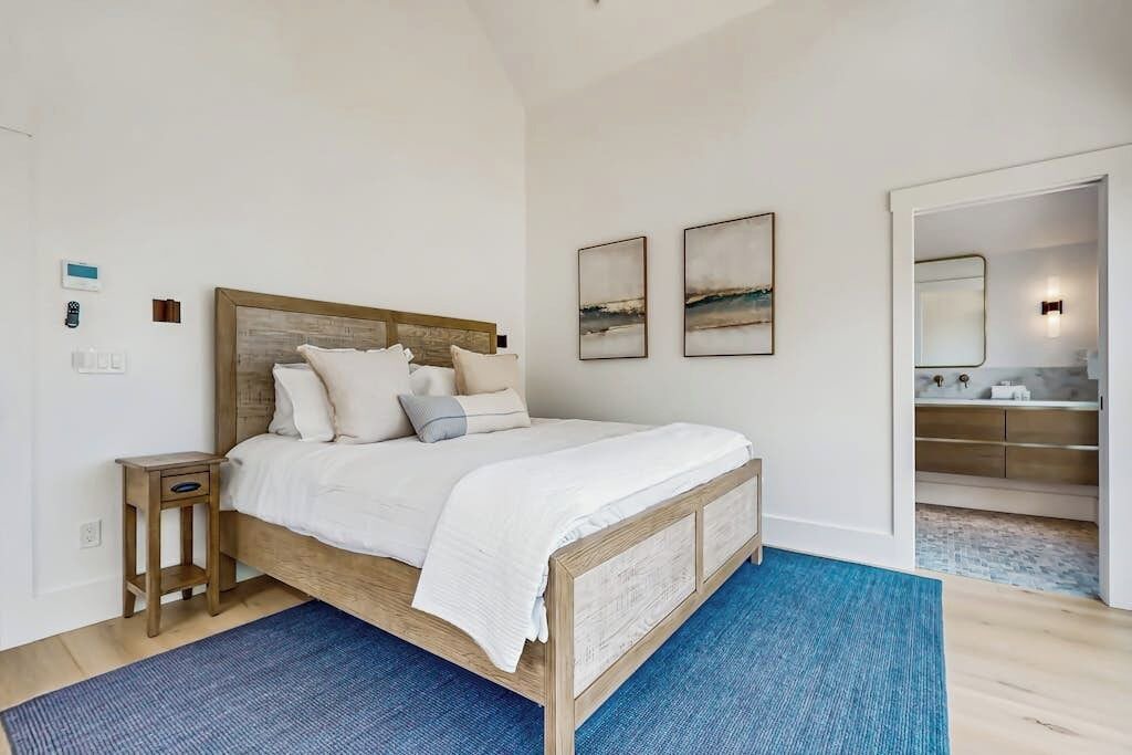 Photo of Bedroom in Ogunquit