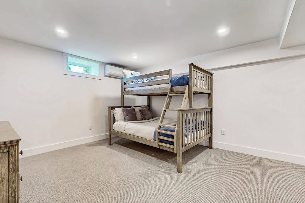 Photo of Bedroom in Ogunquit