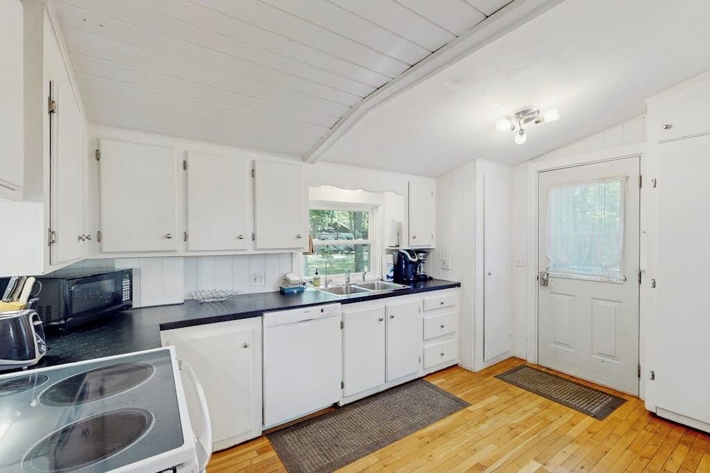 Photo of Kitchen in South Sanford