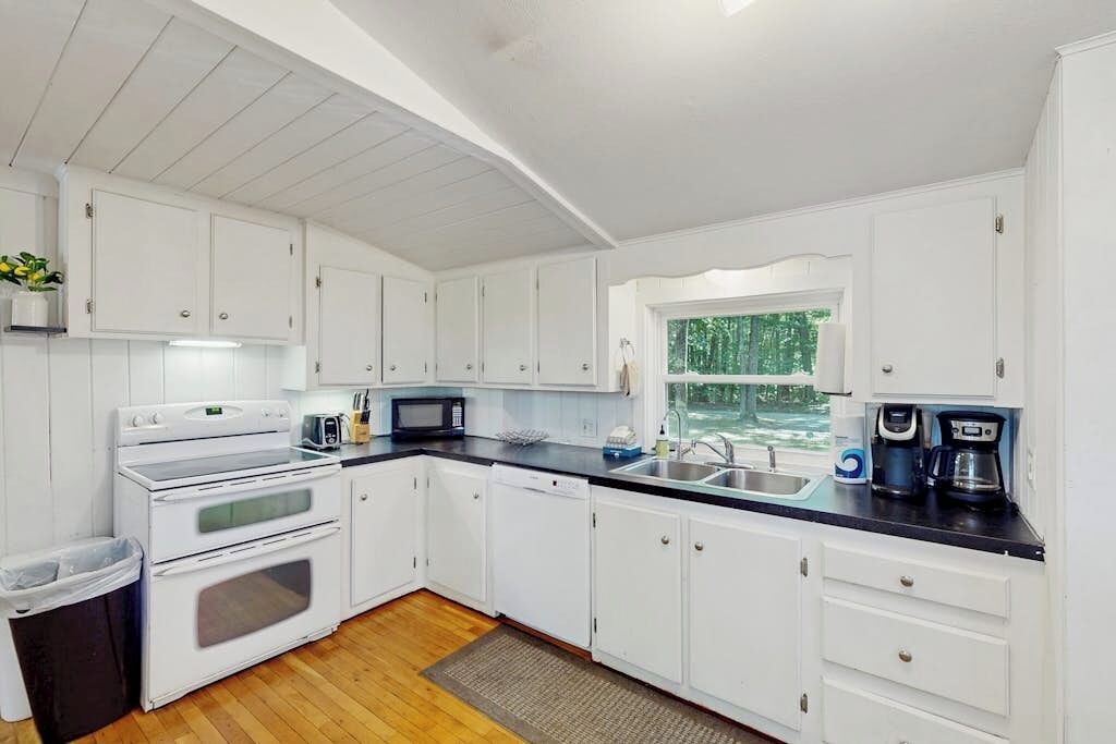 Photo of Kitchen in South Sanford