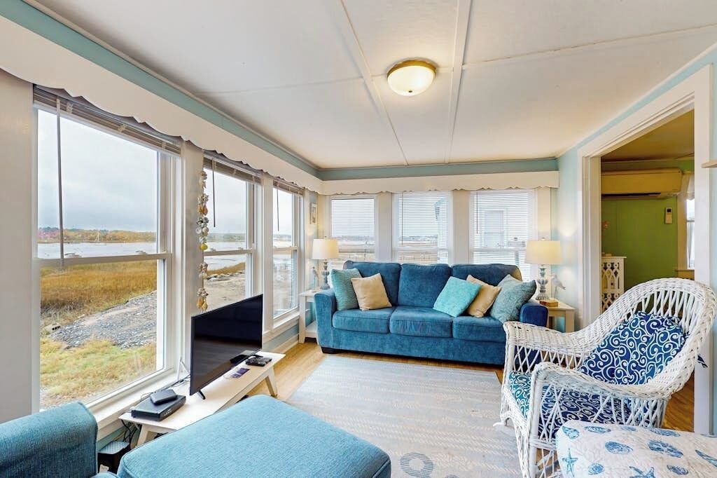 Photo of Livingroom in Wells Beach