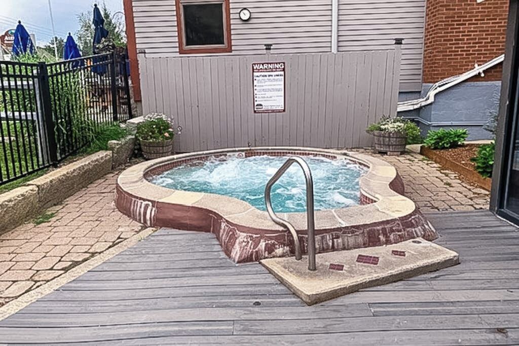 Photo of Outdoor in Bartlett