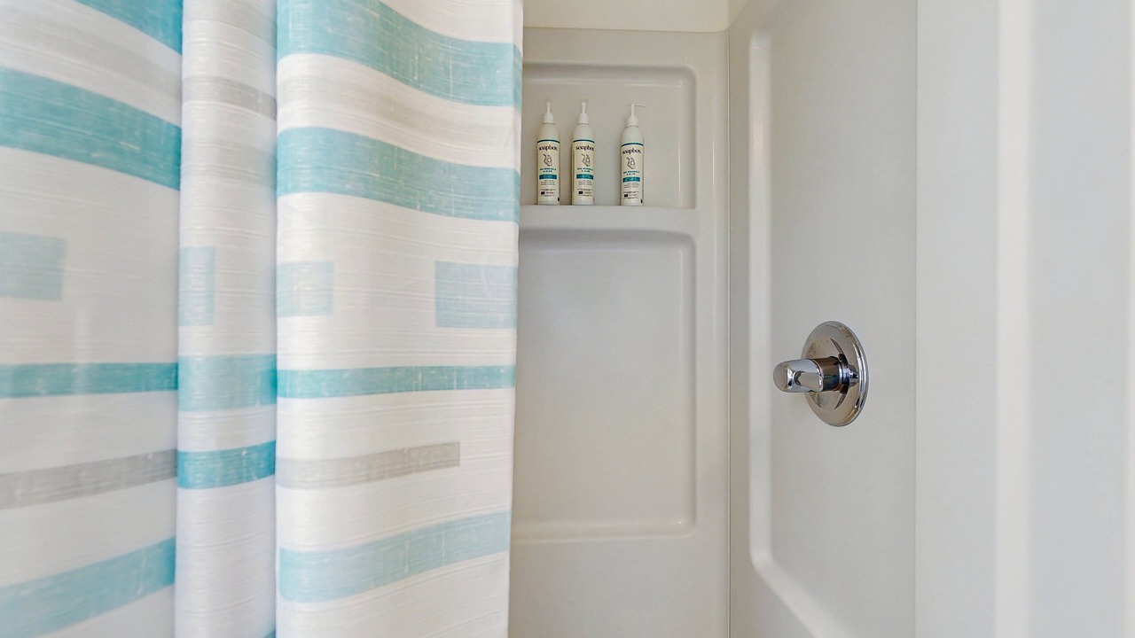 Photo of Bathroom in Wells Beach