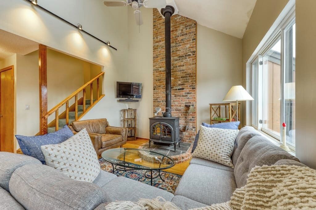 Photo of Livingroom in Carroll County