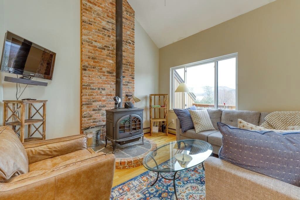 Photo of Livingroom in Carroll County