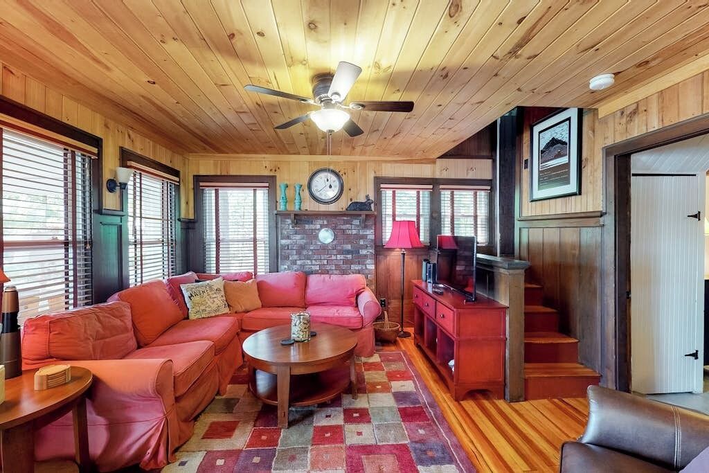 Photo of Livingroom in Windham