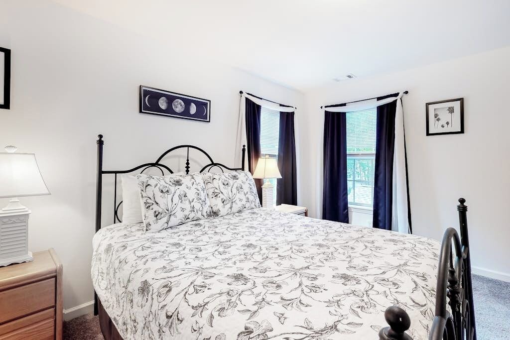 Photo of Bedroom in York Beach