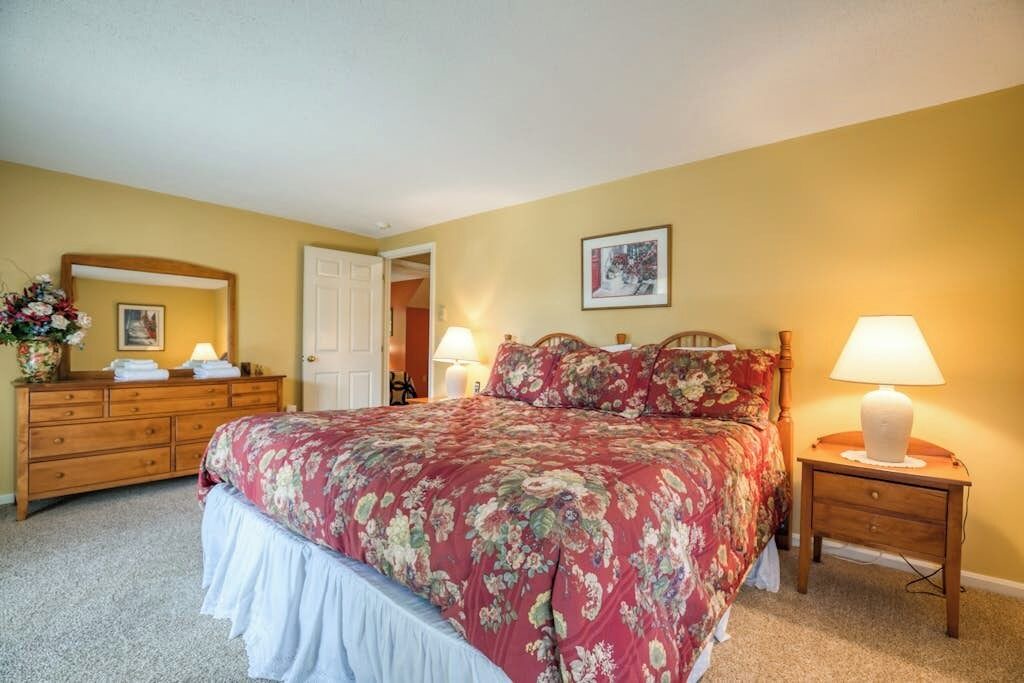 Photo of Bedroom in North Conway
