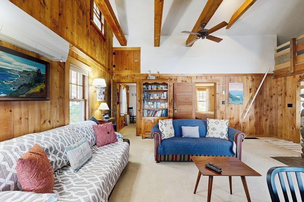 Photo of Livingroom in Freedom